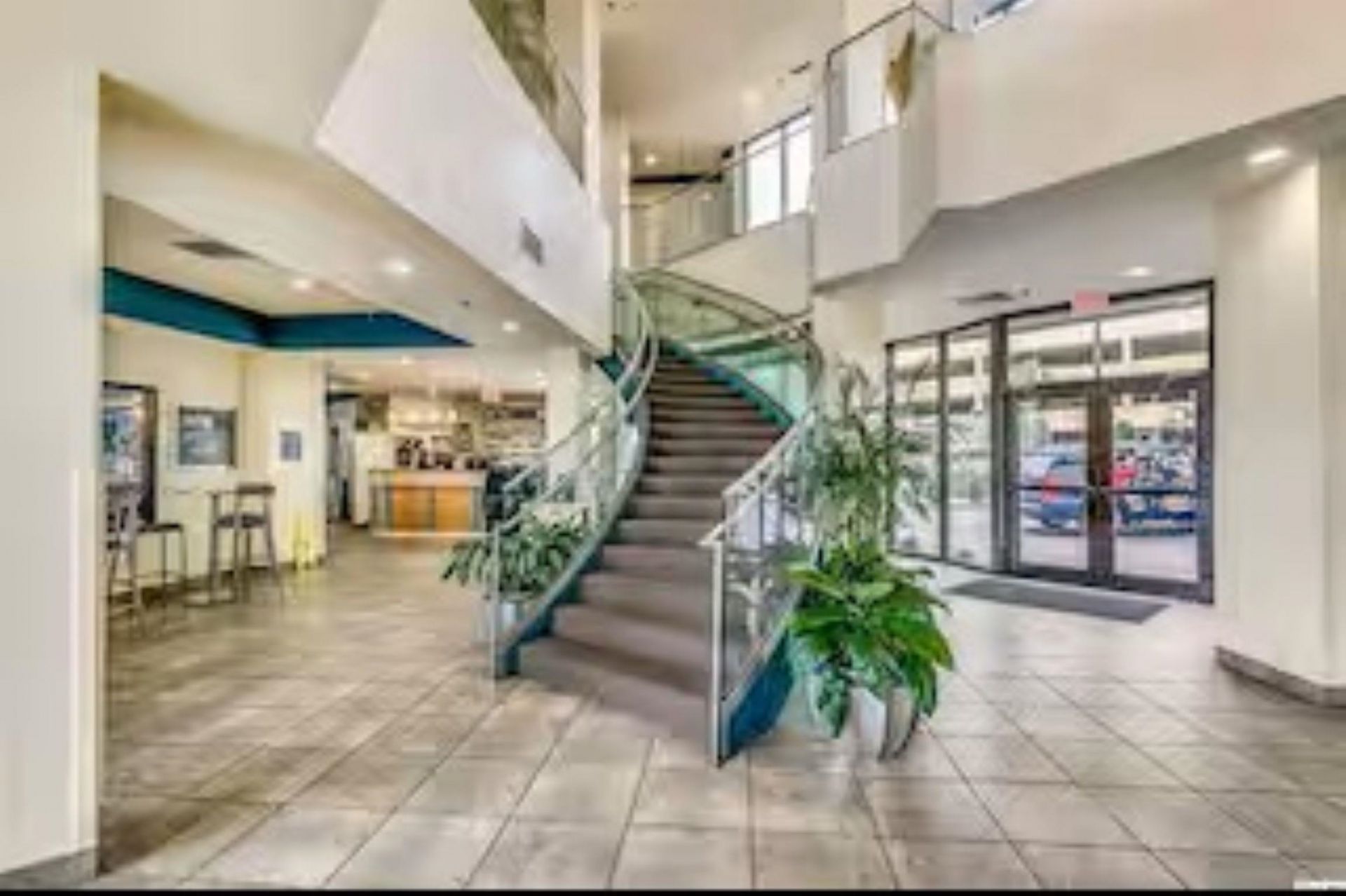 2710 N Ocean Blvd. Photo 81