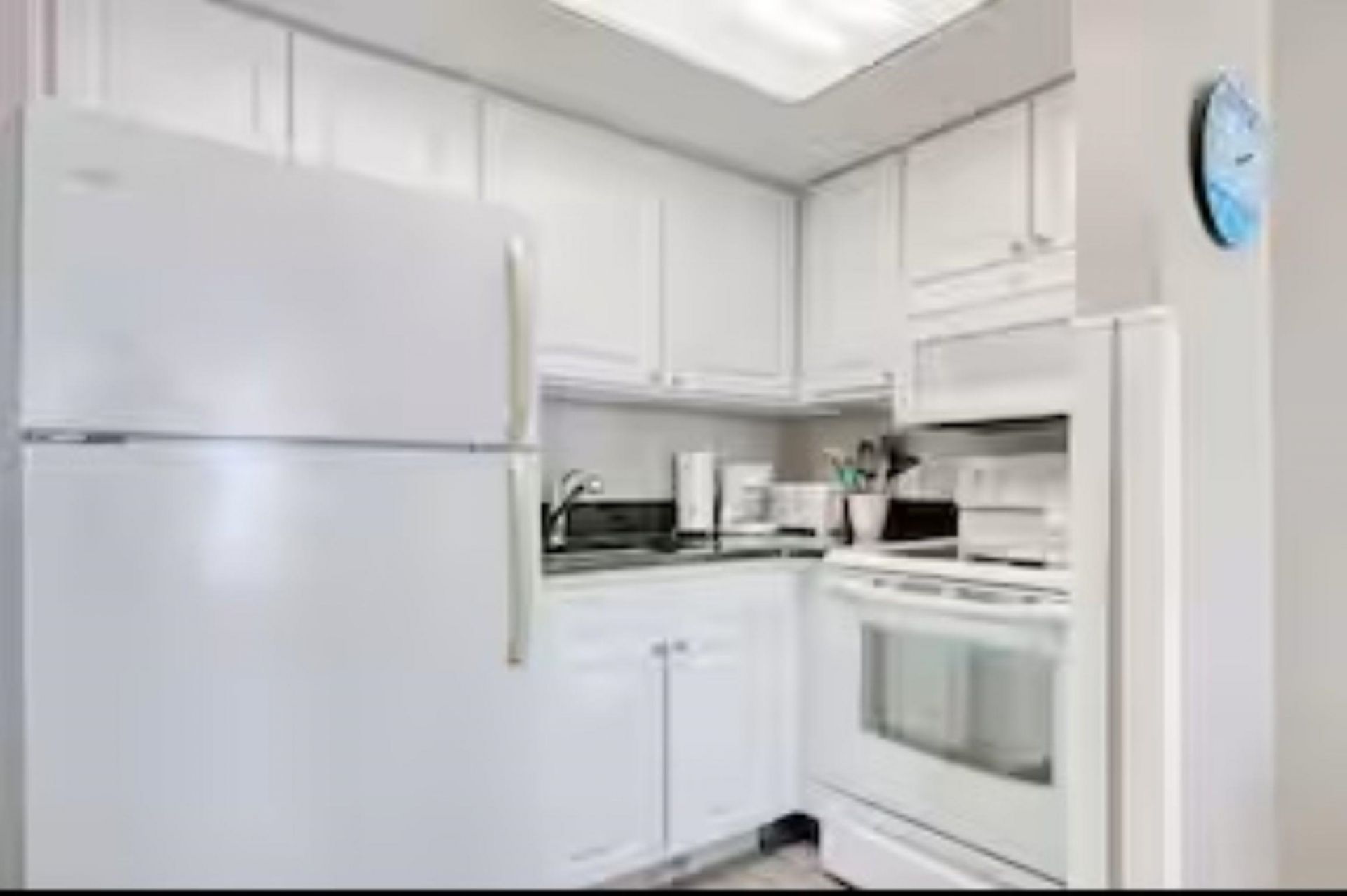 2710 N Ocean Blvd. Photo 9