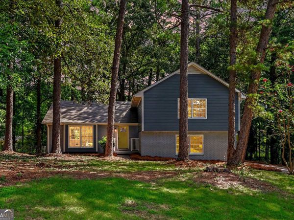1915 Lisa Lane, Riverdale, GA 30296