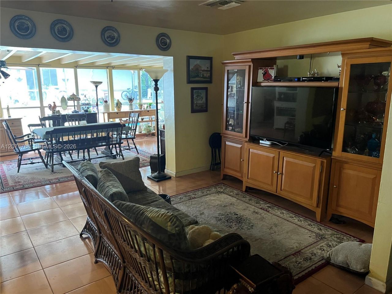 11429 NE 11th Pl , Biscayne Park, FL 33161 Photo