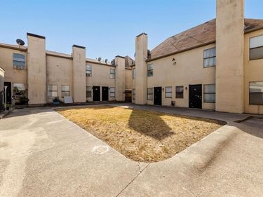 7030 Fair Oaks Avenue, Unit 103, Dallas, TX 75231