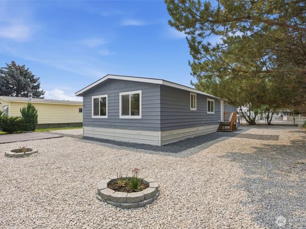 4816 Airway Drive NE, Unit 18, Moses Lake, WA 98837