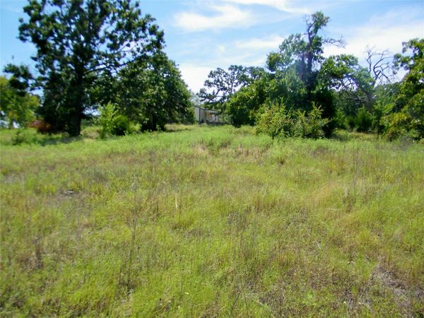 S 230th Road , Henryetta, OK 74437