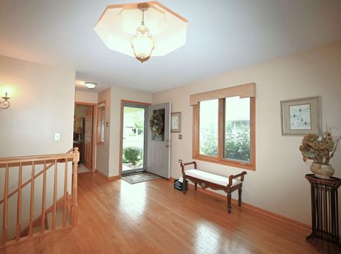 Main Photo