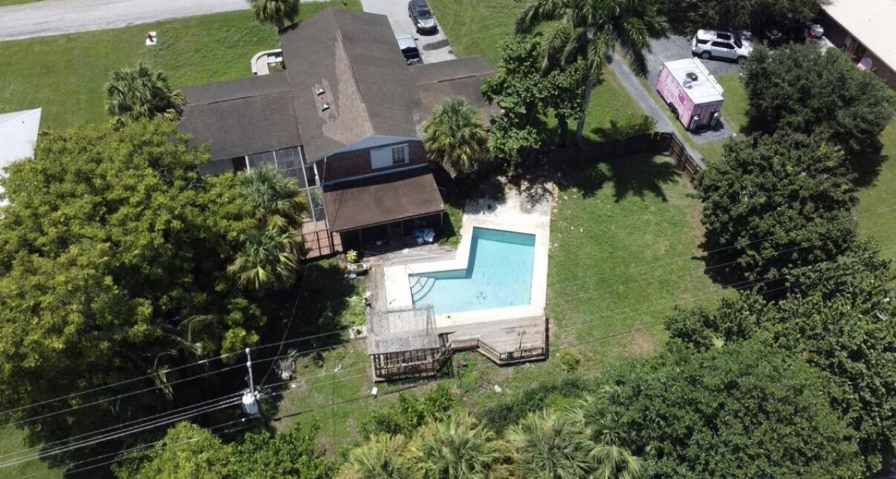 909 NE 3rd Street, Belle Glade, FL 33430 Photo