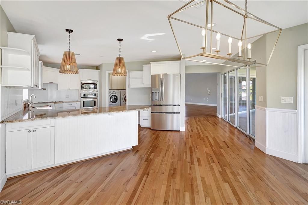 86 Dolphin Cir , Naples, FL 34113 Photo
