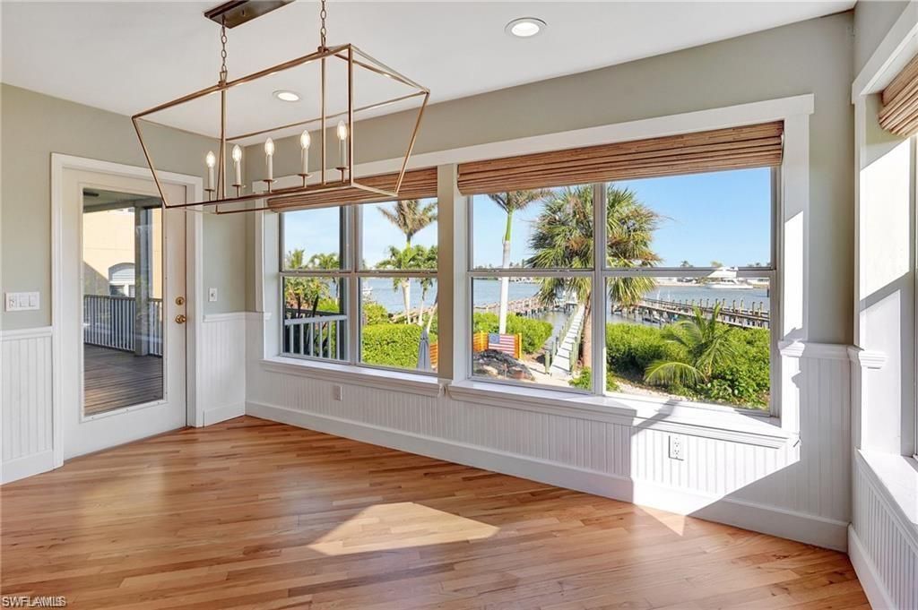 86 Dolphin Cir , Naples, FL 34113 Photo