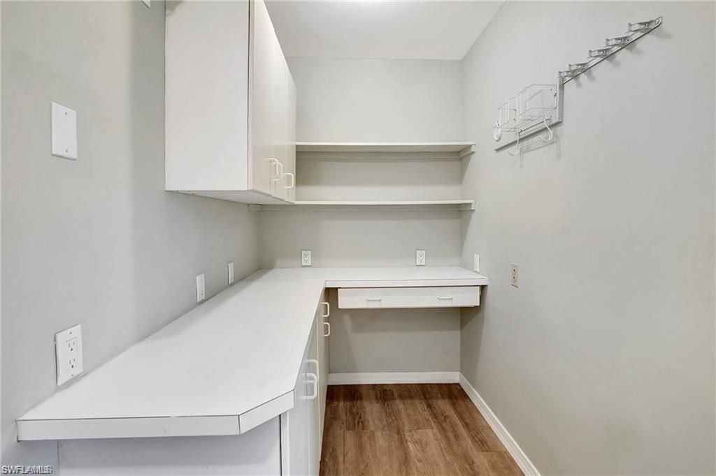 86 Dolphin Cir , Naples, FL 34113 Photo