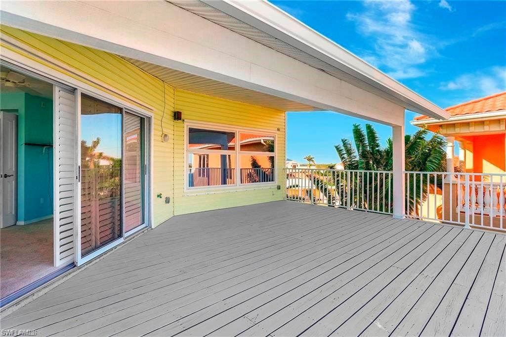 86 Dolphin Cir , Naples, FL 34113 Photo