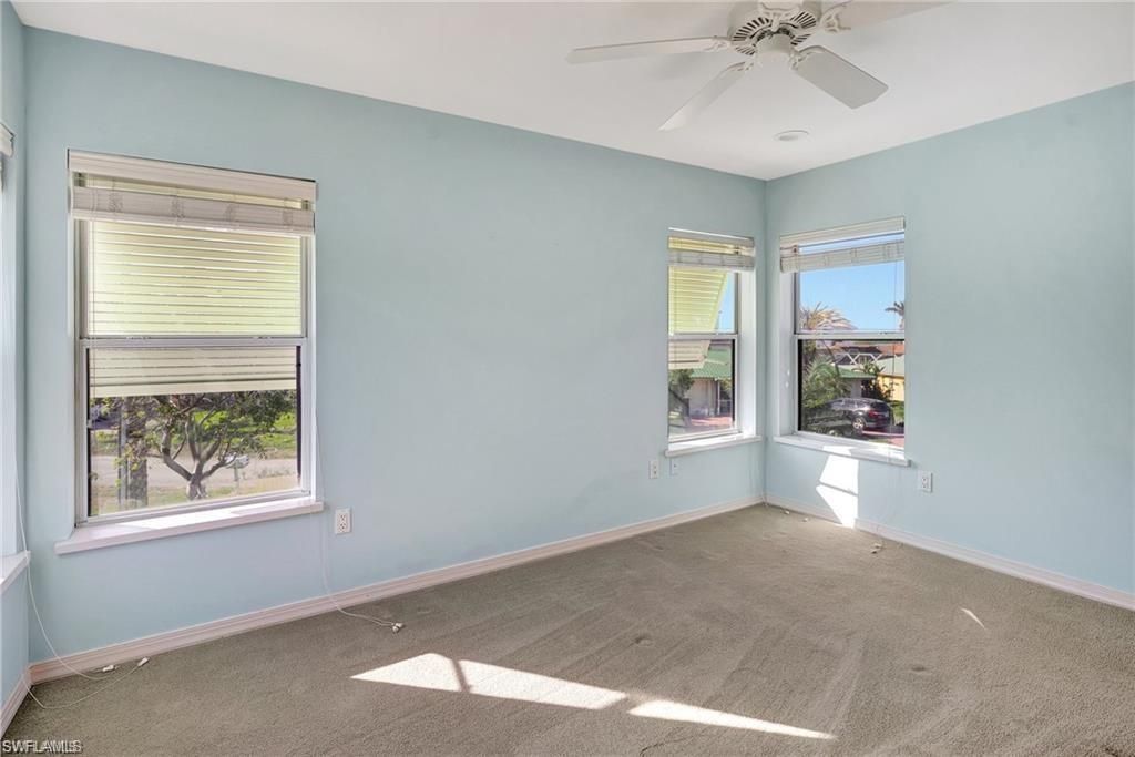 86 Dolphin Cir , Naples, FL 34113 Photo