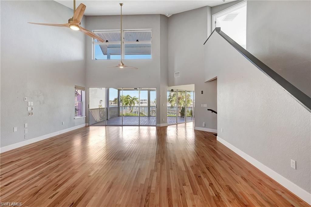 86 Dolphin Cir , Naples, FL 34113 Photo