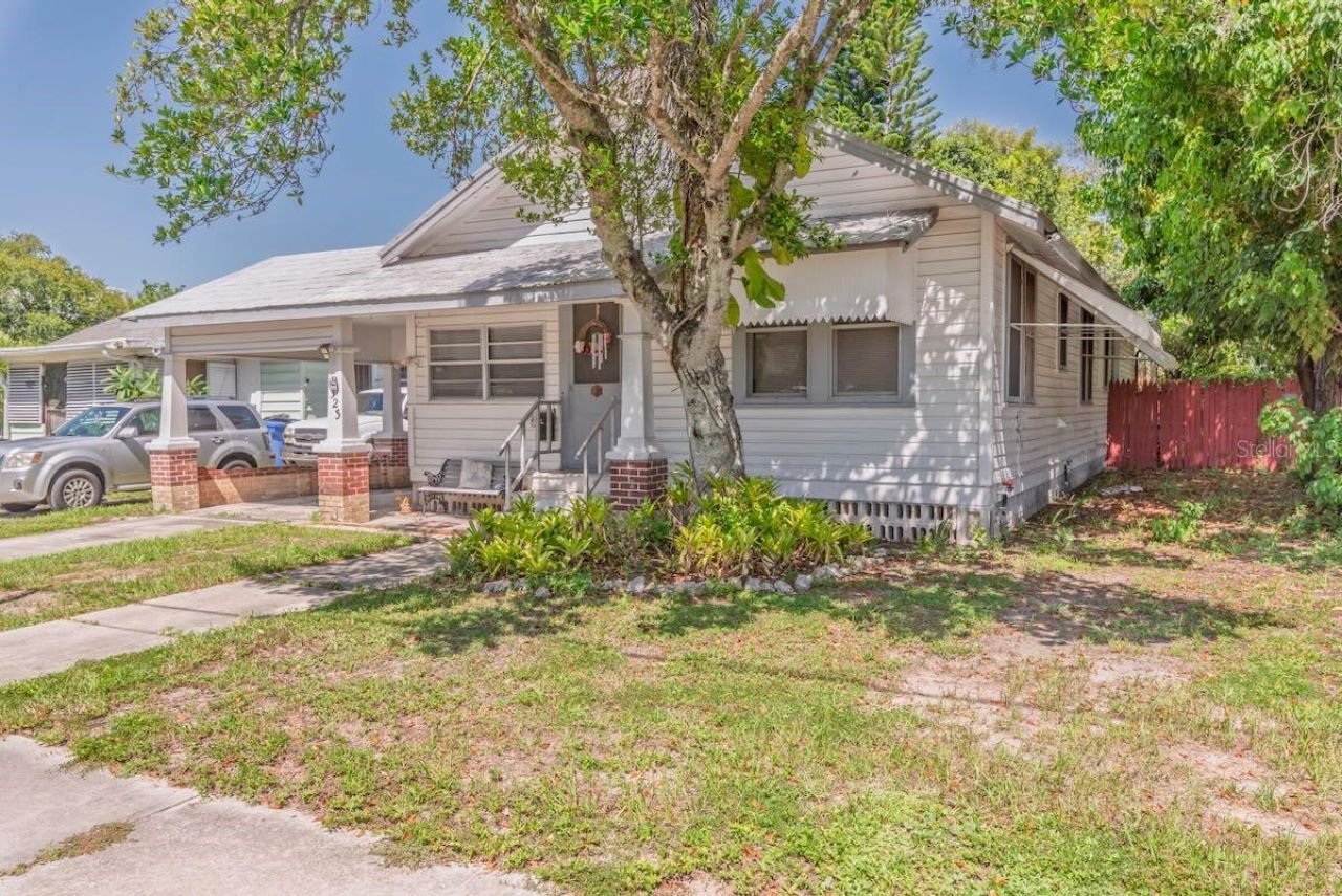 1323 18th Street W, Bradenton, FL 34205 Photo