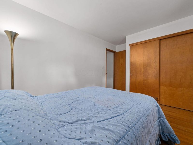 5668 Crawford Drive , Columbus, OH 43229 Photo 21