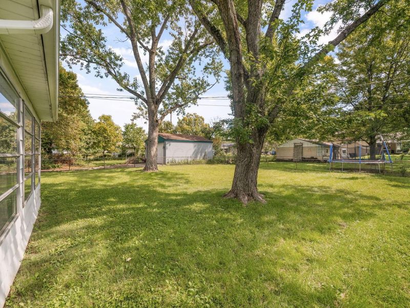 5668 Crawford Drive , Columbus, OH 43229 Photo 26