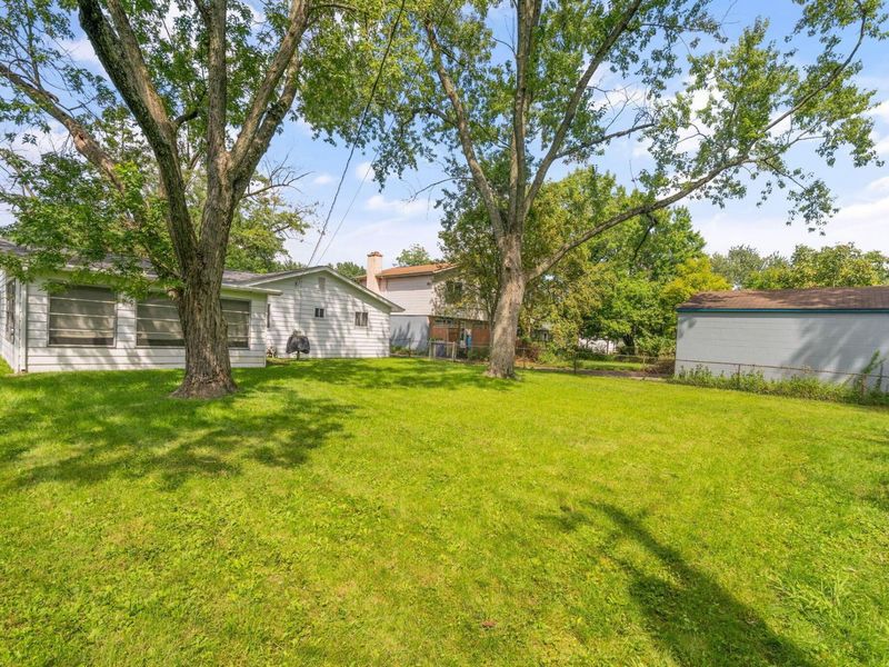 5668 Crawford Drive , Columbus, OH 43229 Photo 27
