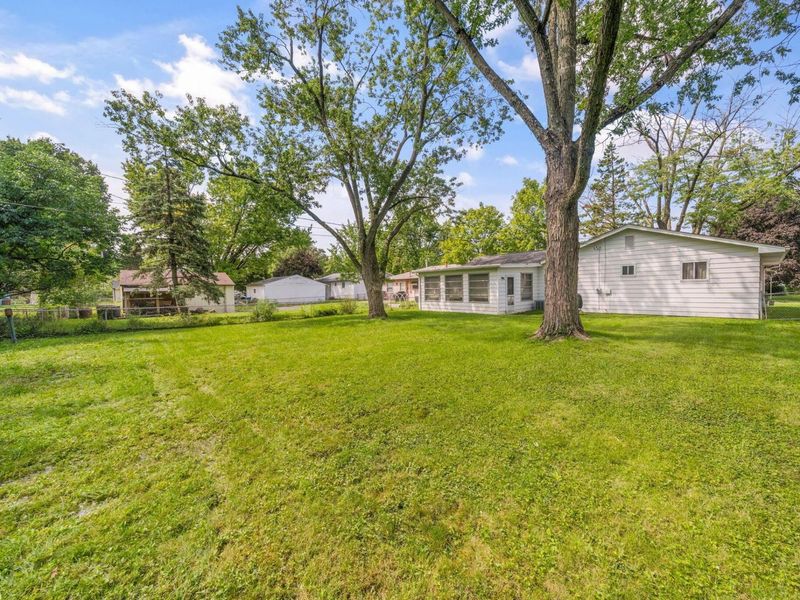5668 Crawford Drive , Columbus, OH 43229 Photo 28