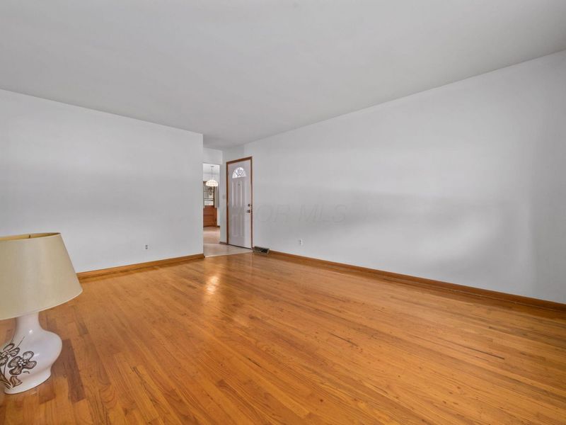 5668 Crawford Drive , Columbus, OH 43229 Photo 5