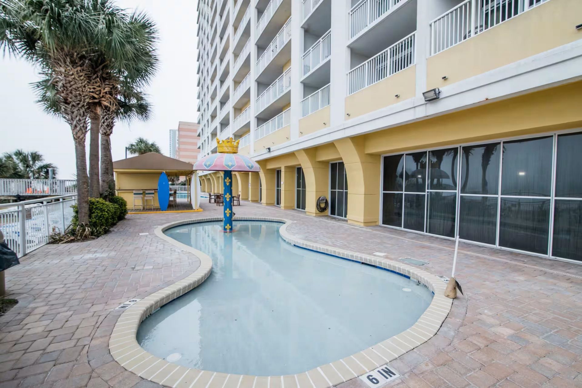 2000 N Ocean Blvd. Photo 28