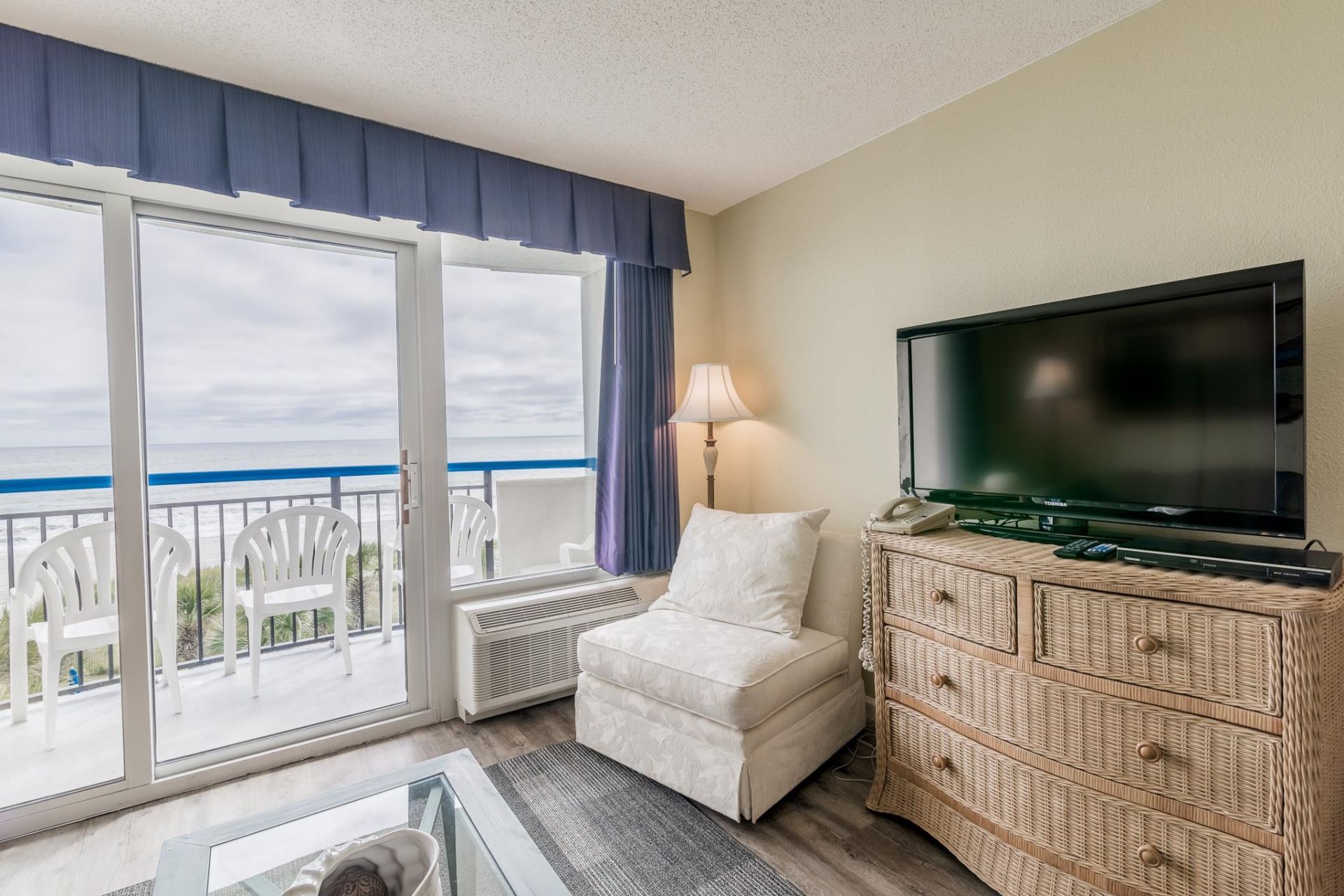 2300 N Ocean Blvd. Photo 8