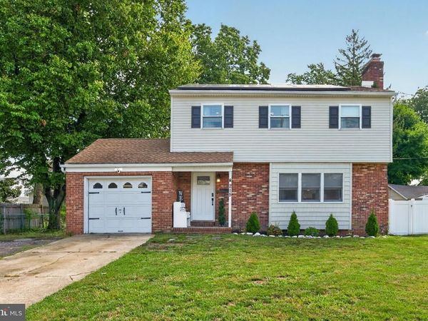 215 HARRISON AVENUE, BLACKWOOD, NJ 08012