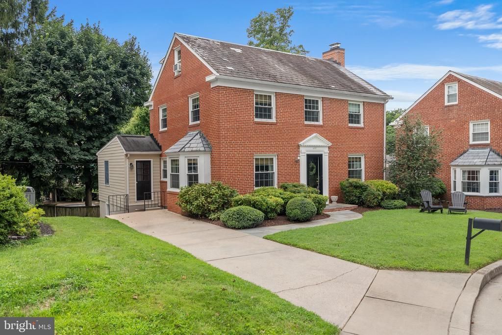 607 Woodbine Terrace, Baltimore, MD 21204 Main Photo