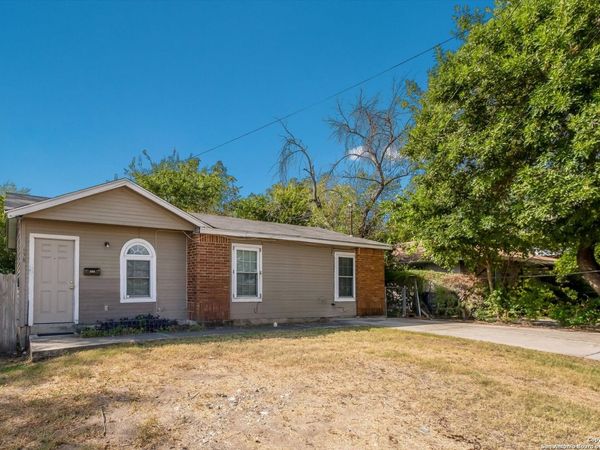 638 Hood, San Antonio, TX 78208