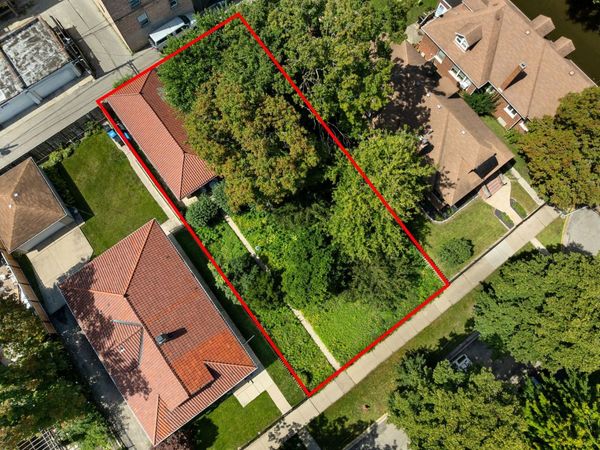 4940 N Bernard Street, Chicago, IL 60625