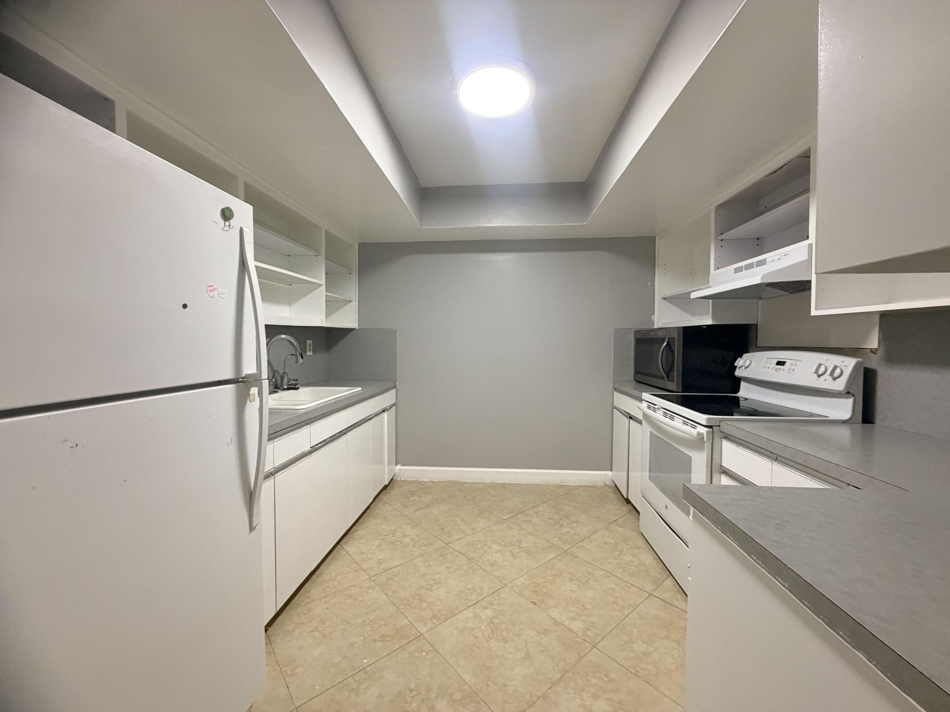 8381 NW 28th Place, Sunrise, FL 33322 Photo