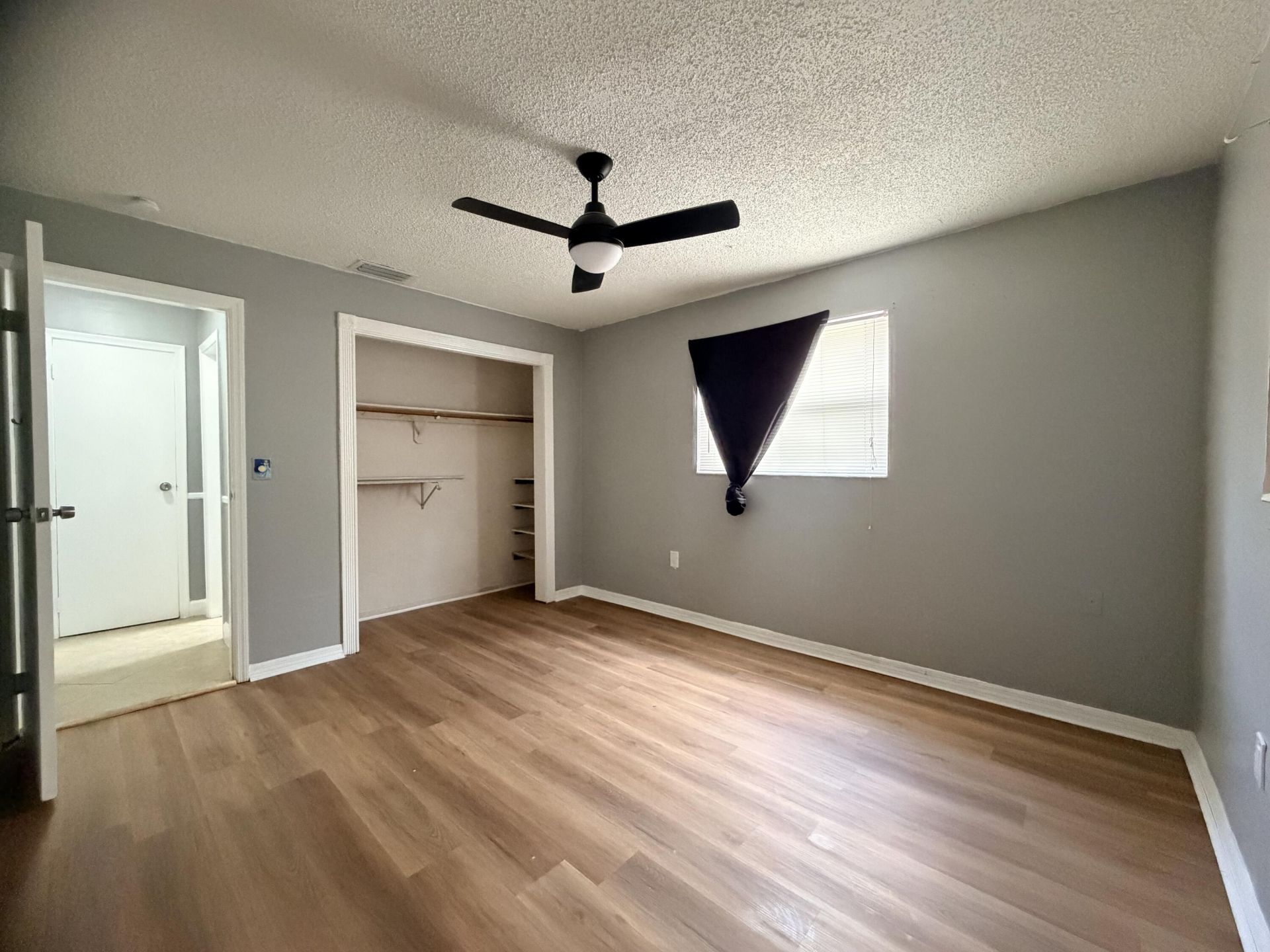 8381 NW 28th Place, Sunrise, FL 33322 Photo