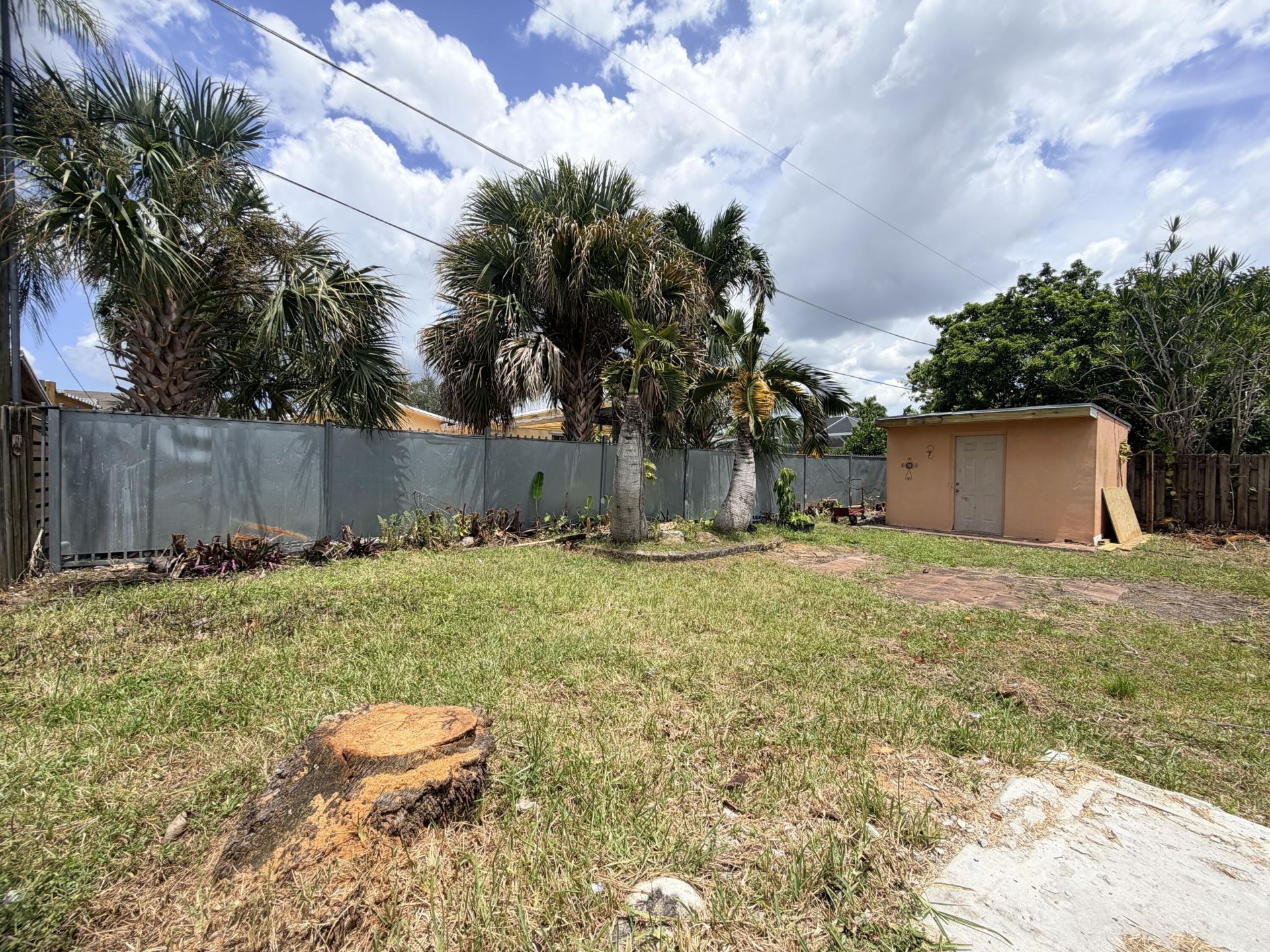 8381 NW 28th Place, Sunrise, FL 33322 Photo