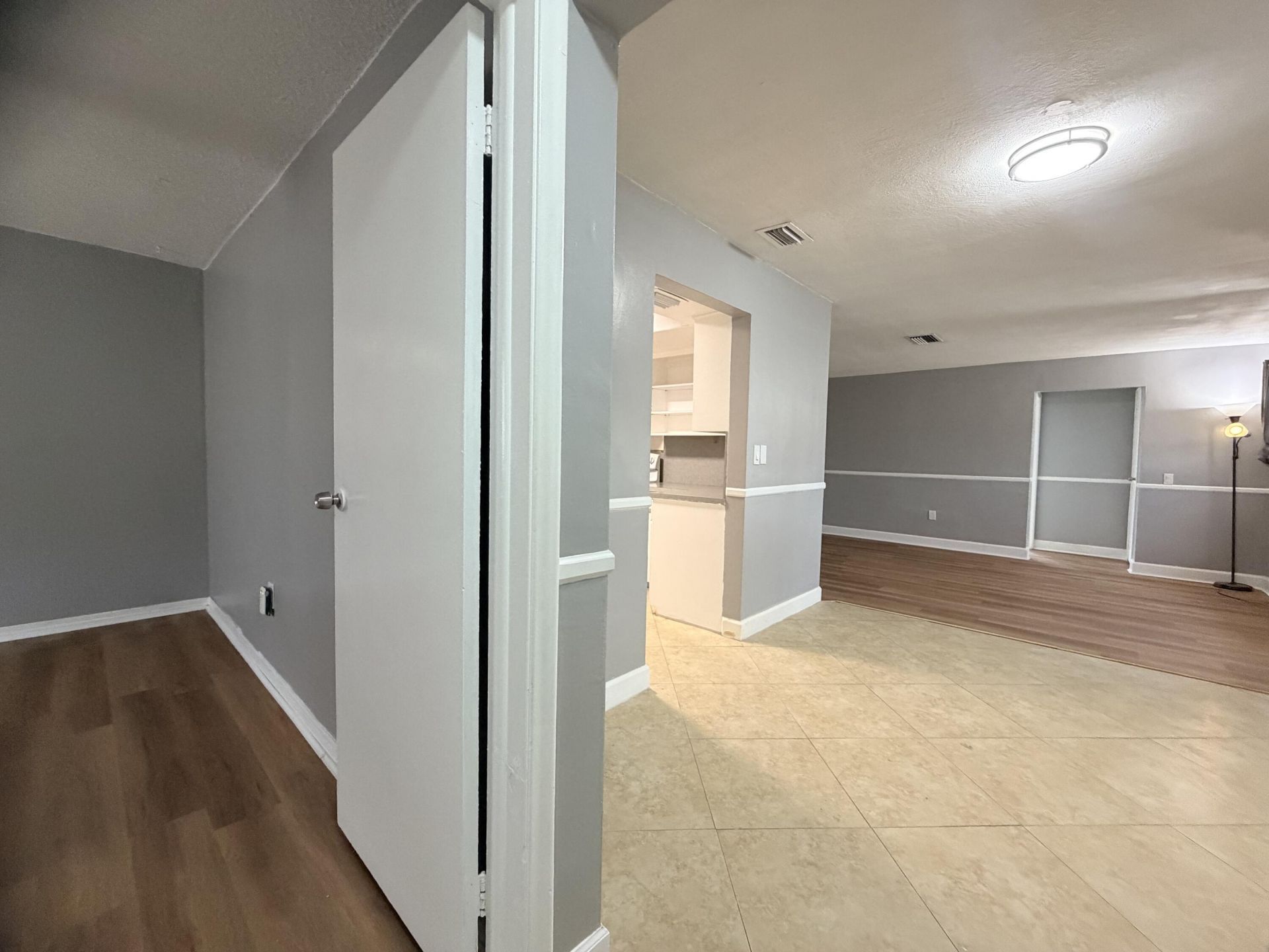 8381 NW 28th Place, Sunrise, FL 33322 Photo