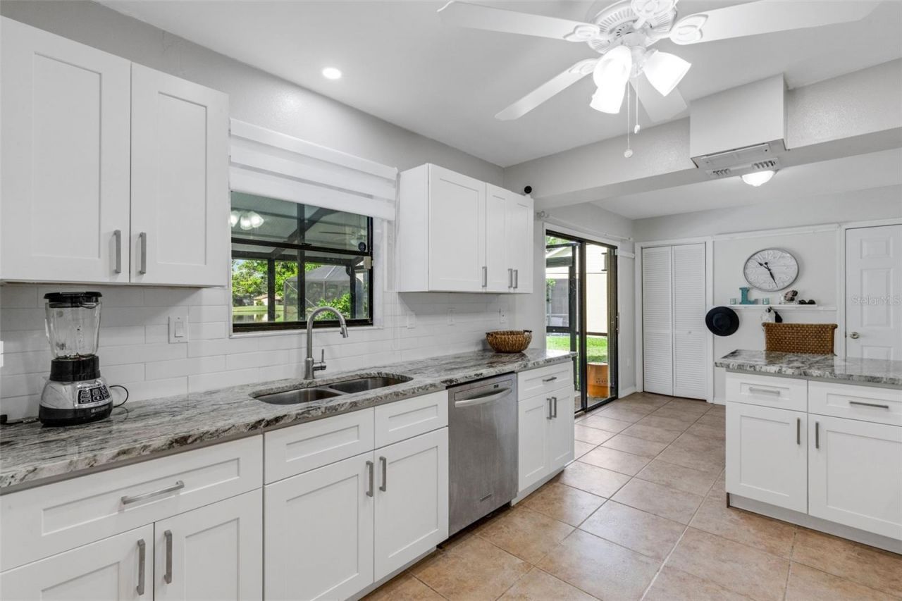 3476 Shady Brook Lane, Sarasota, FL 34243 Photo