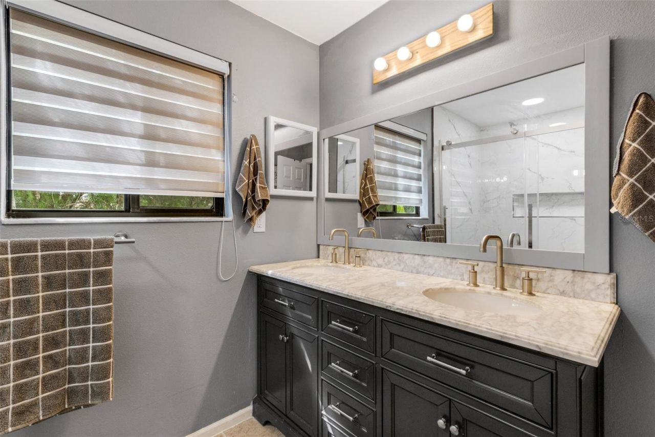 3476 Shady Brook Lane, Sarasota, FL 34243 Photo