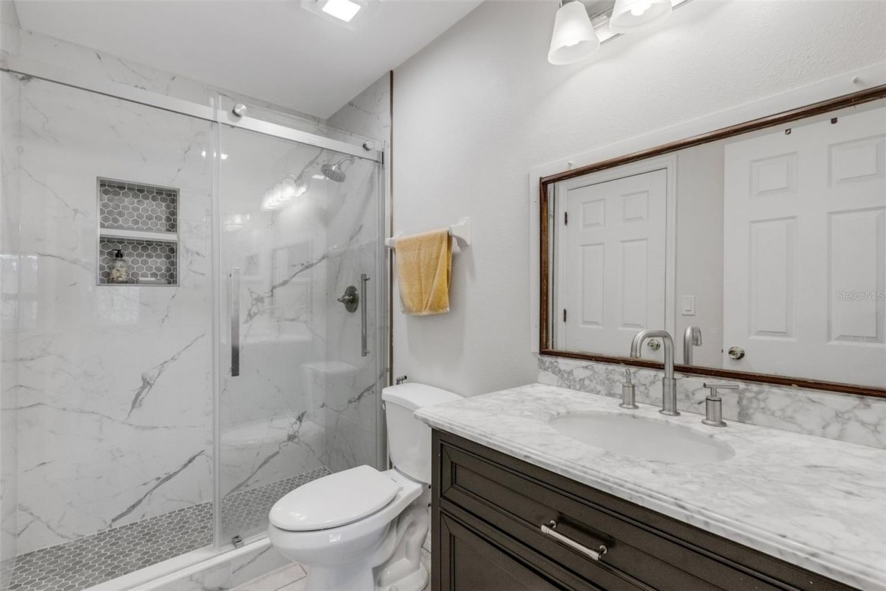 3476 Shady Brook Lane, Sarasota, FL 34243 Photo