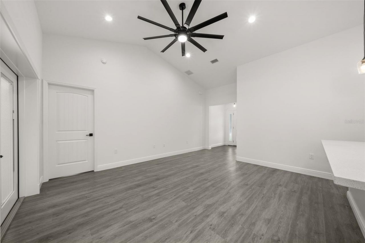 3921 Dauphine Street , Sebring, FL 33872 Photo