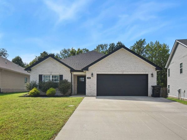 732 Jodine Ann Drive, Clarksville, TN 37043
