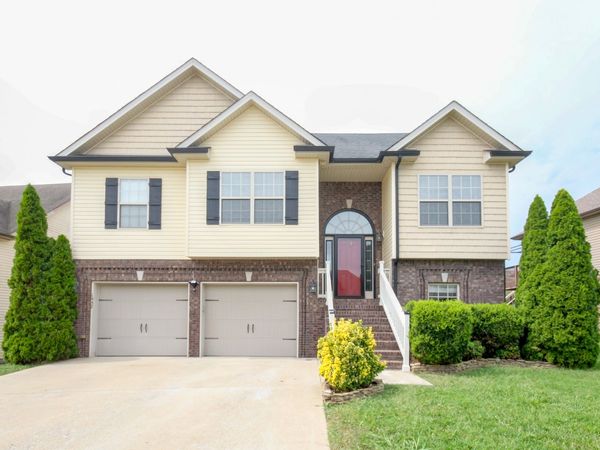 1442 Raven Rd, Clarksville, TN 37042