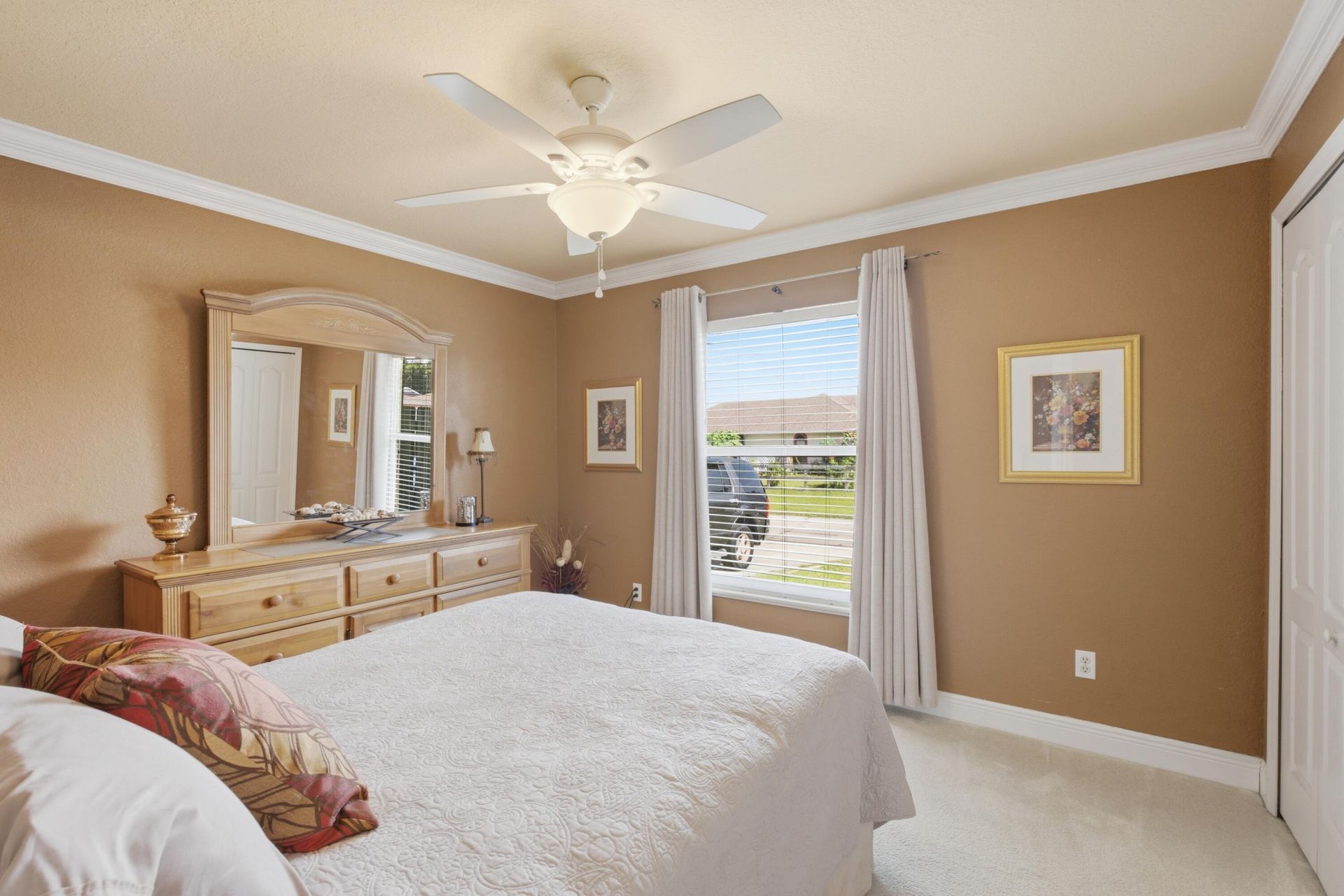 692 SW Ewing Avenue, Port Saint Lucie, FL 34983 Photo