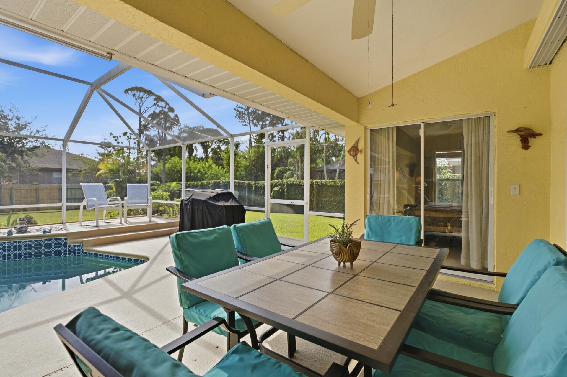 692 SW Ewing Avenue, Port Saint Lucie, FL 34983 Photo