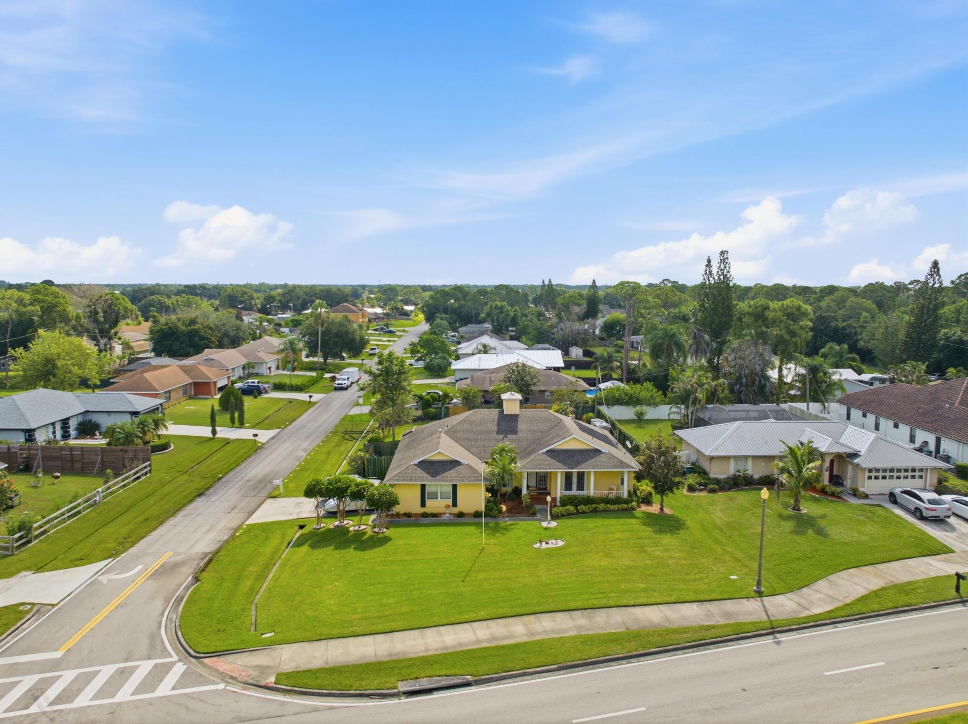 692 SW Ewing Avenue, Port Saint Lucie, FL 34983 Photo