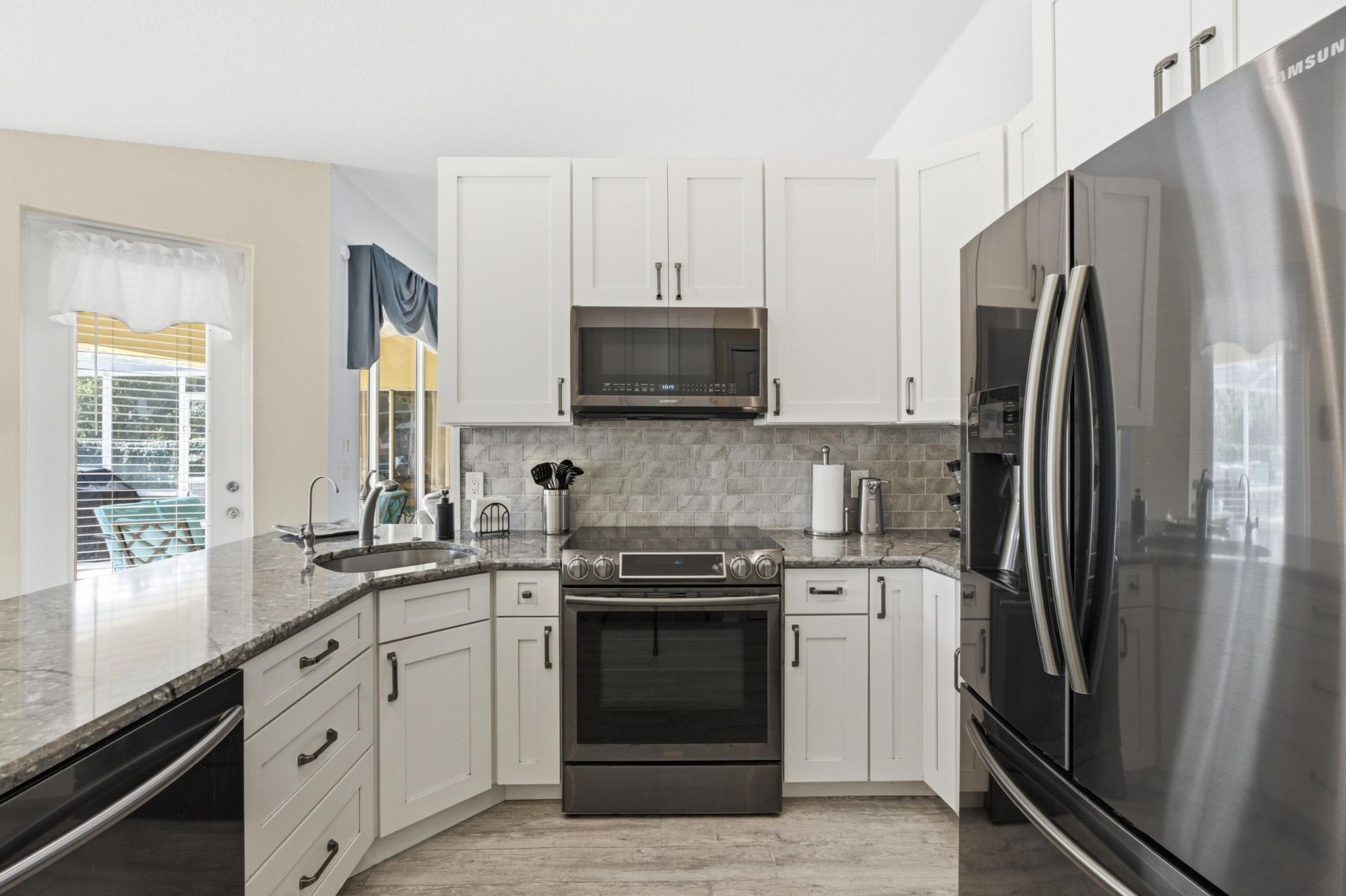 692 SW Ewing Avenue, Port Saint Lucie, FL 34983 Photo