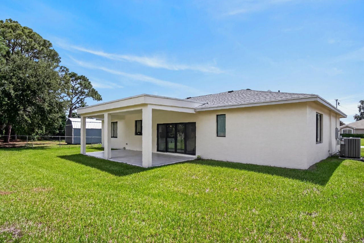 1471 SE Proctor Lane, Port Saint Lucie, FL 34983 Photo