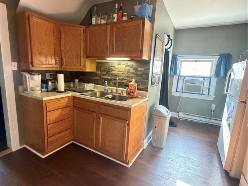 918 Main Street, Coshocton, OH 43812 Photo 6