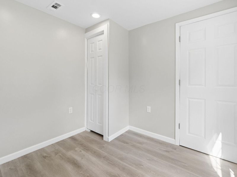 452 Holton Avenue, Columbus, OH 43223 Photo 11