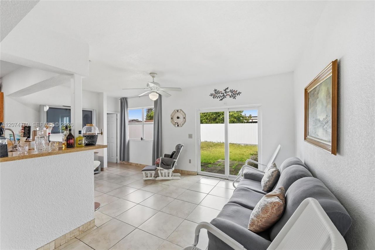 8641 NW 25th Ct , Sunrise, FL 33322 Photo