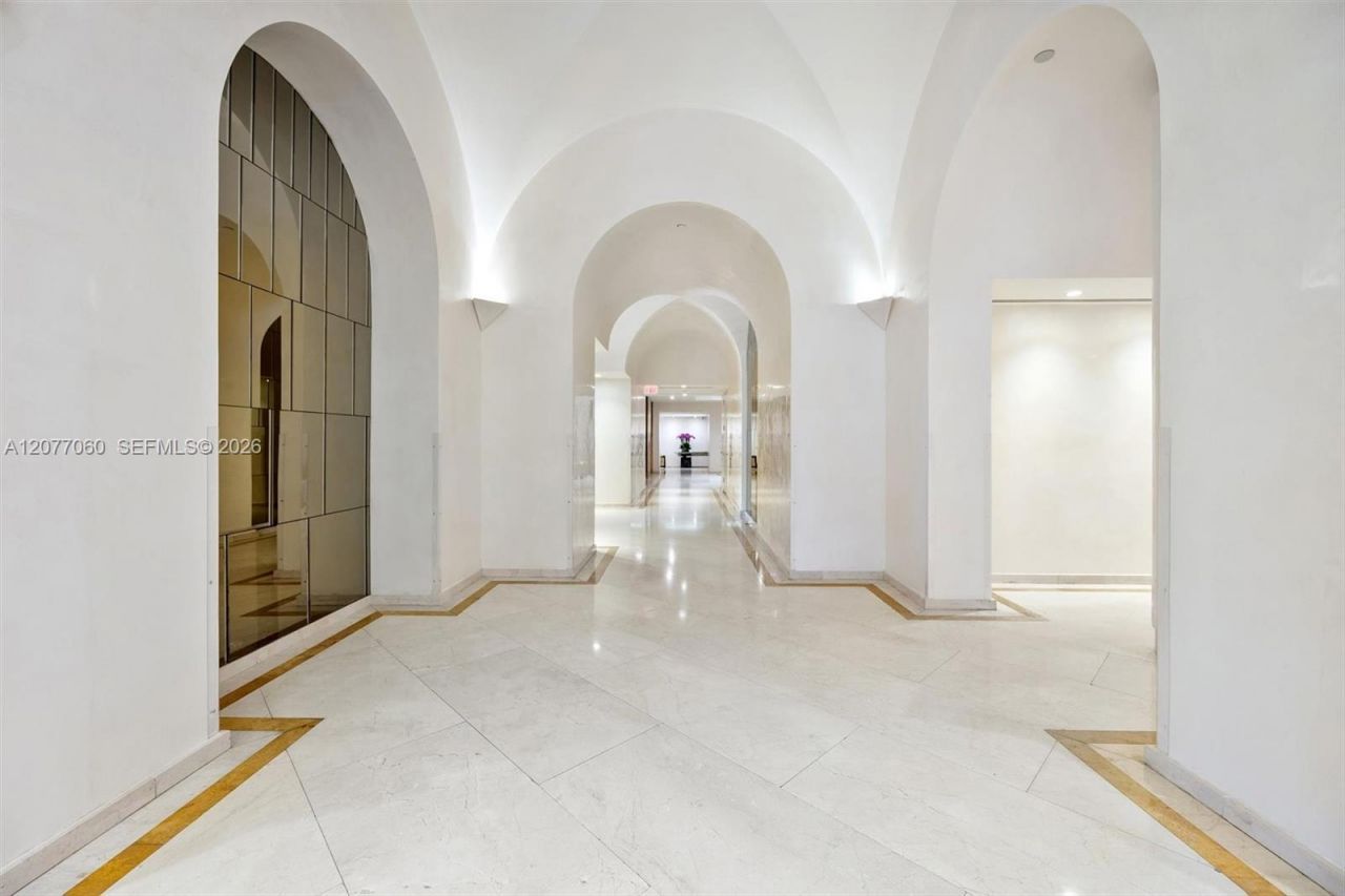 19355 Turnberry Way, Unit 8B, Aventura, FL 33180 Photo