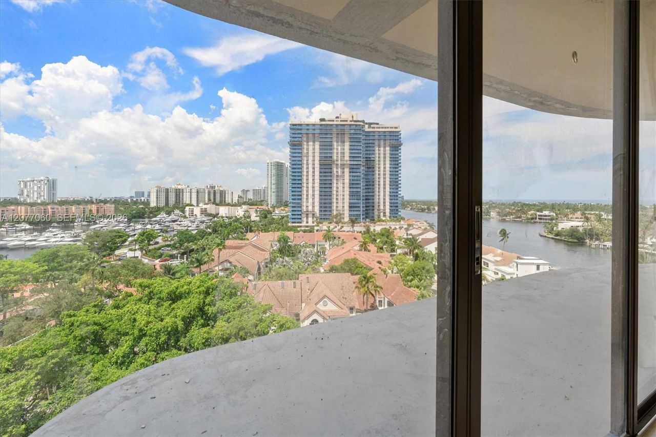 19355 Turnberry Way, Unit 8B, Aventura, FL 33180 Photo