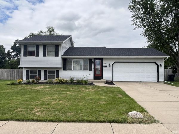 5117 Idlewood Drive, South Bend, IN 46619