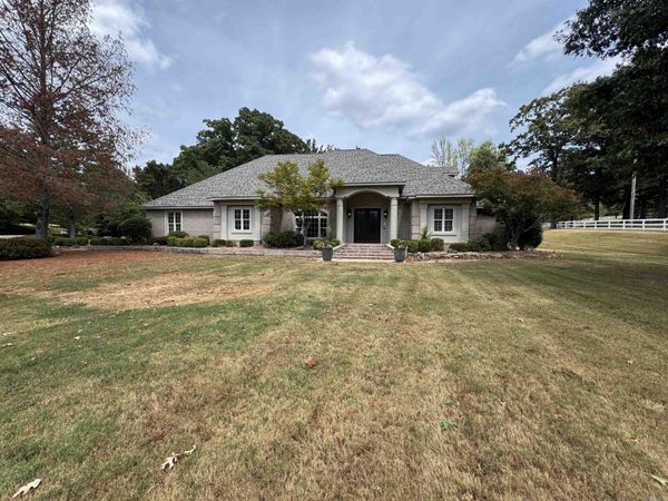 1228 W Lawson, Jonesboro, AR 72404