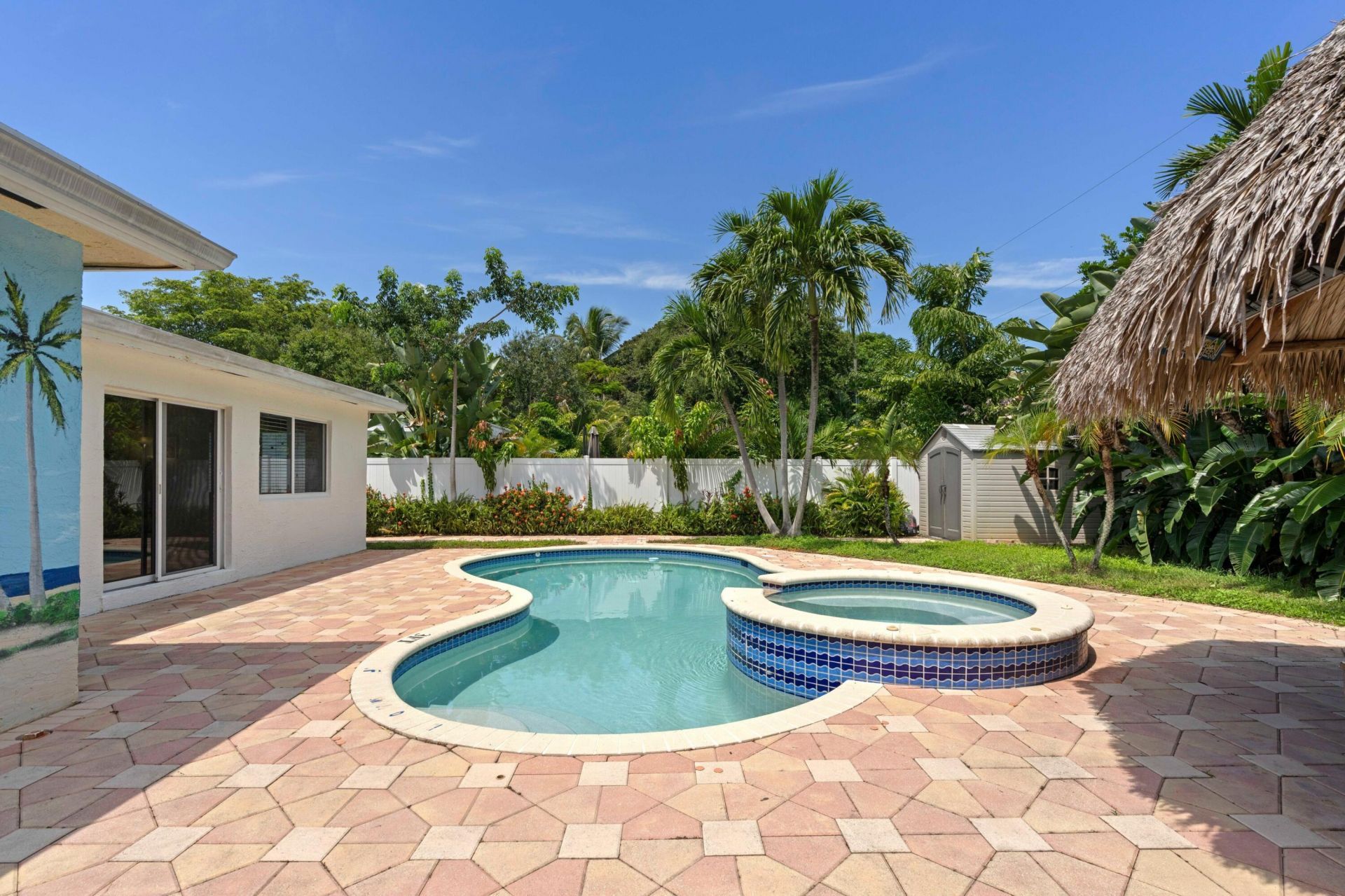 319 SW 2nd Street, Boca Raton, FL 33432 Photo